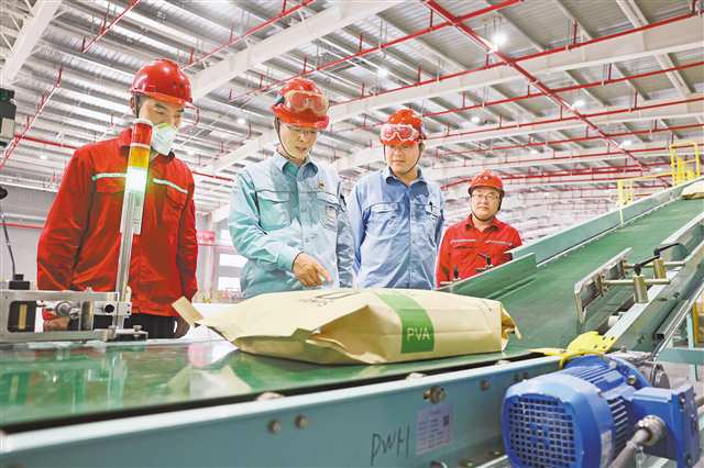 川維化工 從創(chuàng)新到“爆款”，揭秘技術(shù)開發(fā)的煉成之路